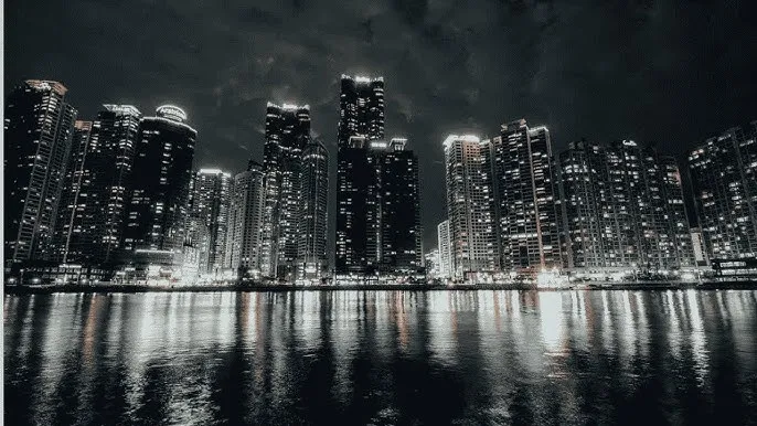 月光在线观看免费完整版 - 城市之光：霓虹背后的人间烟火